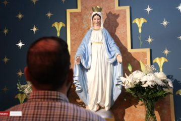 Holy Rosary June 26 2020 – Se. Ernesto Alonso (English)